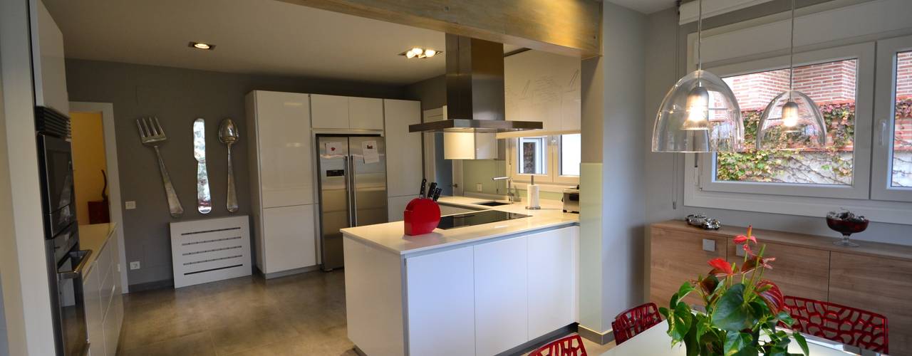 Casa Rústica en Ciudad Real, Canexel Canexel Cocinas de estilo moderno