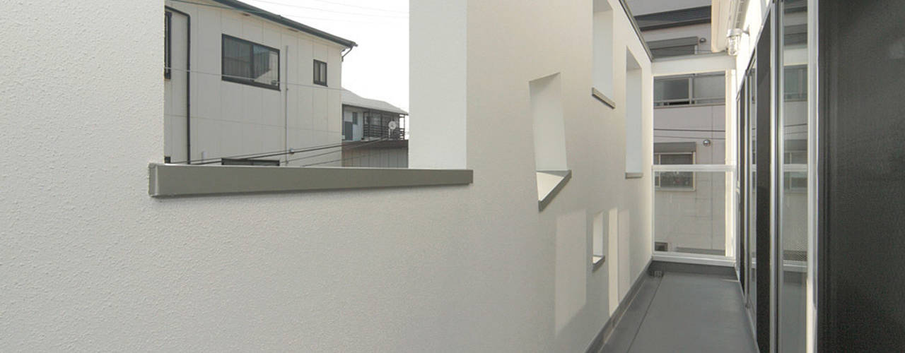 チーズ・アイ, 田崎設計室 田崎設計室 Modern balcony, veranda & terrace