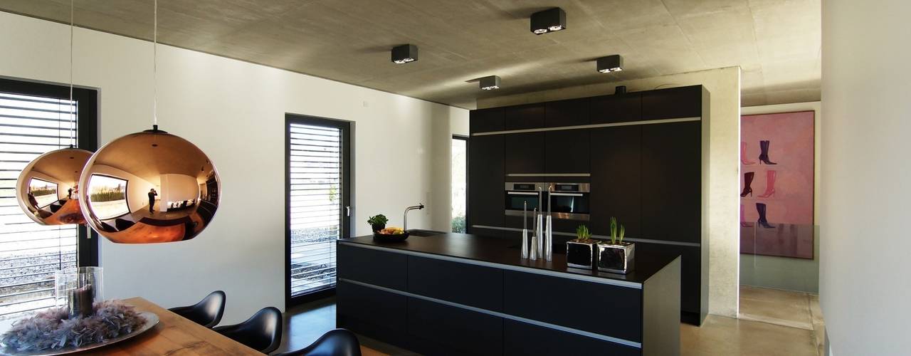 Haus_gra, aprikari gmbh & co. kg aprikari gmbh & co. kg Modern kitchen