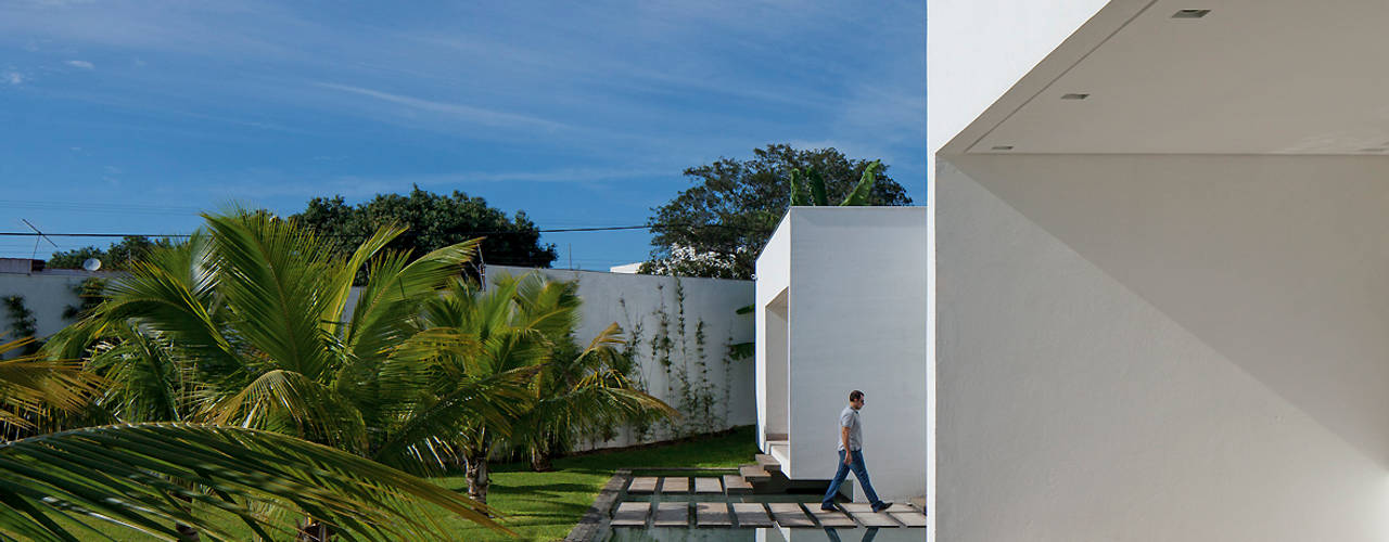 TB House, Aguirre Arquitetura Aguirre Arquitetura Minimalist house