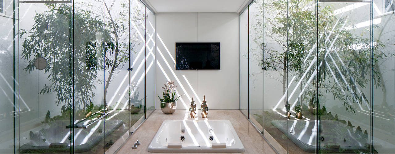 TB House, Aguirre Arquitetura Aguirre Arquitetura Minimalist style bathroom