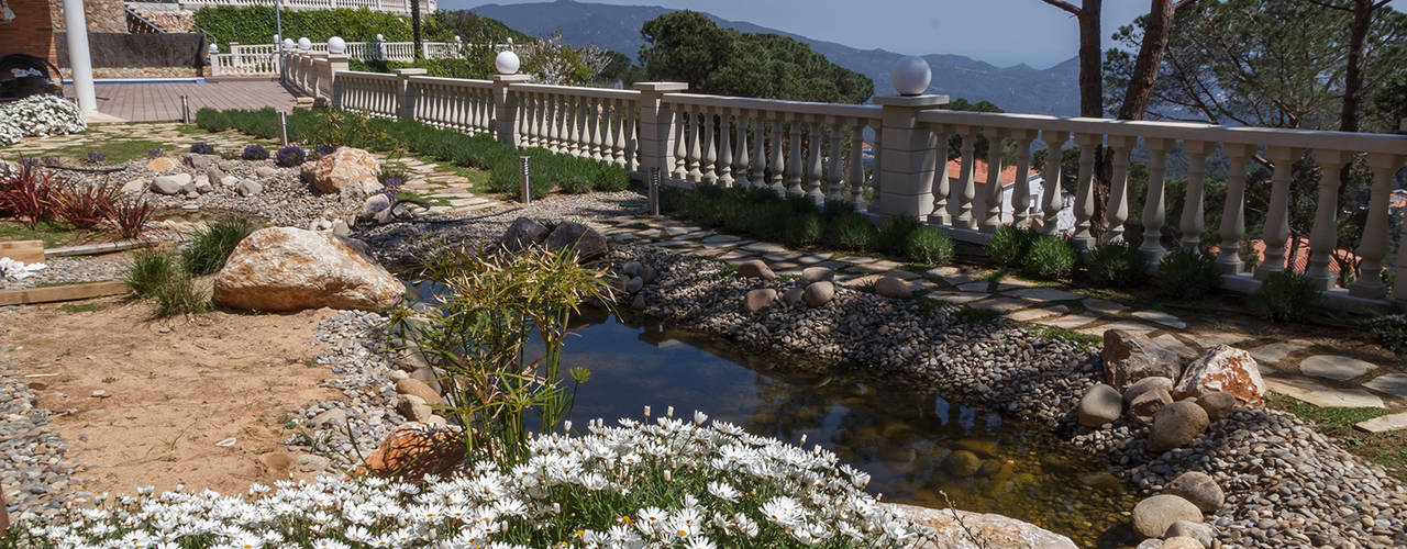 Espléndido Jardín que parece sacado de un Palacio, LANDSHAFT LANDSHAFT Taman Gaya Mediteran