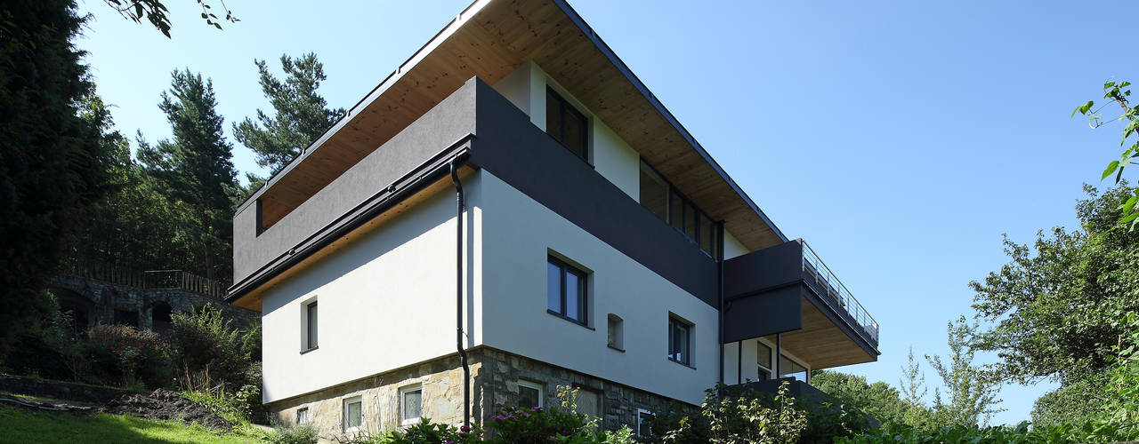 Sanierung und Erweiterung Wienerwaldhaus, wessely architektur wessely architektur Casas minimalistas