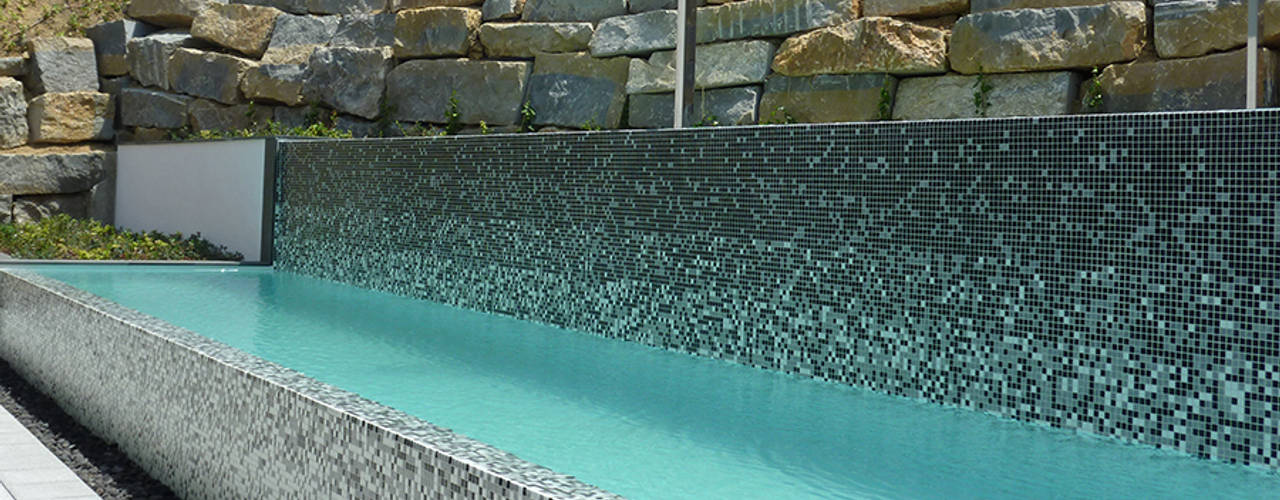 Proyectos de piscinas, CONILLAS - exteriors CONILLAS - exteriors Moderne Pools