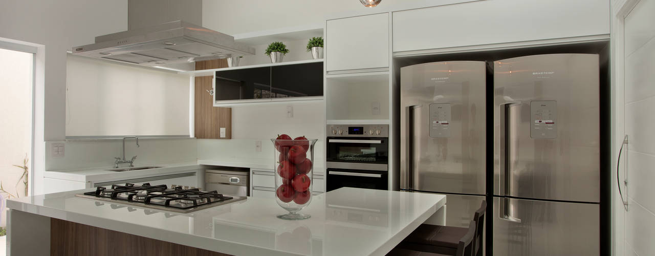 homify Modern kitchen