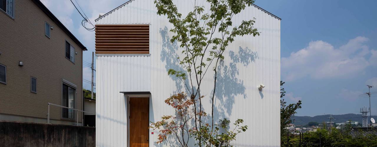 生駒の家 House in Ikoma, arbol arbol Rumah Modern