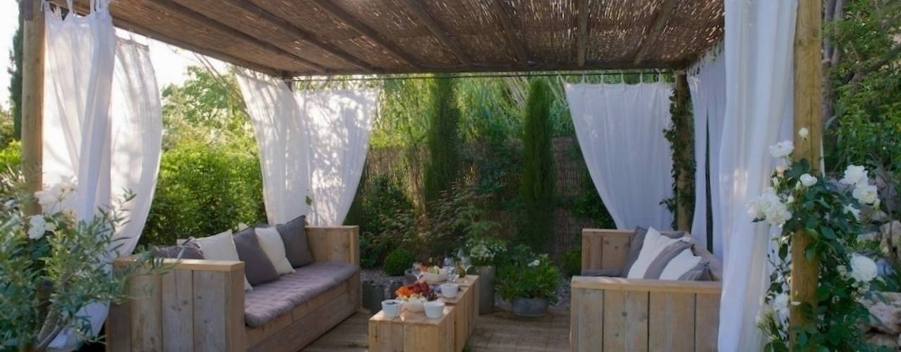 11 ideas de Pergolas adosadas a la pared  pérgolas, decoración de unas,  techo de patio