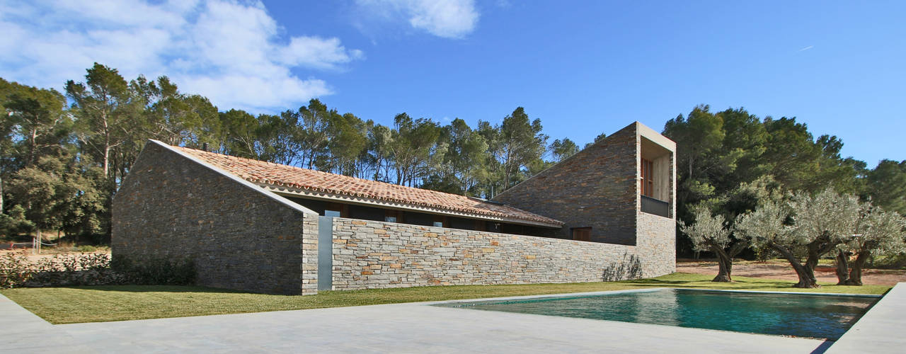 Casa S1, bellafilarquitectes bellafilarquitectes カントリーな 家