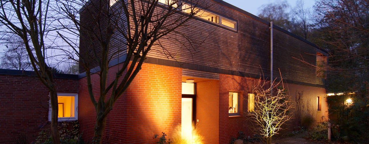 Oelsnerring, Andreas Edye Architekten Andreas Edye Architekten Moderne huizen Hout Hout