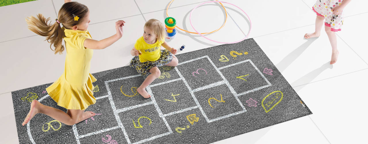 A chaque loisirs son tapis : vélo, moto, barbecue, jeux..., ITAO ITAO インダストリアルデザインの 子供部屋