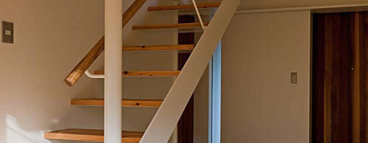 トキワの家, 河合建築デザイン事務所 河合建築デザイン事務所 Eclectic style corridor, hallway & stairs