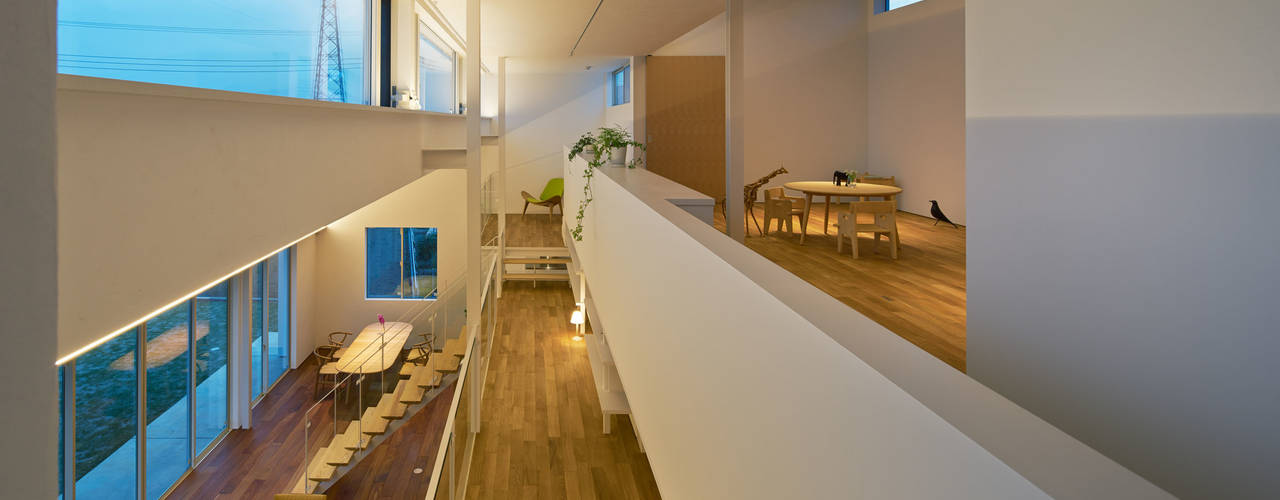 House in Kai, MAMM DESIGN MAMM DESIGN Minimalist corridor, hallway & stairs