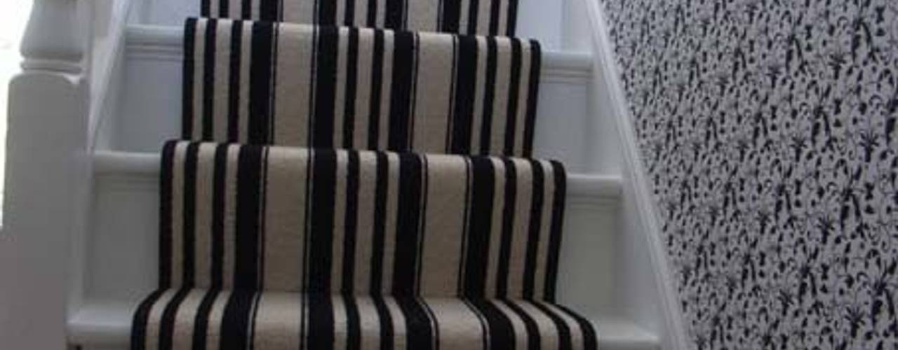 Halls Stairs and Landings: Interior design and decoration , Style Within Style Within Classic style corridor, hallway and stairs