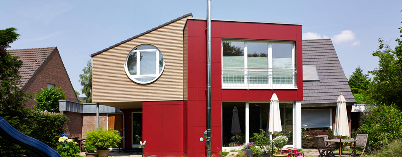 Anbau an ein Wohnhaus in Krefeld im Holzrahmenbau, GRIESS-OSTEN ARCHITEKTUR: modern von GRIESS-OSTEN ARCHITEKTUR,Modern