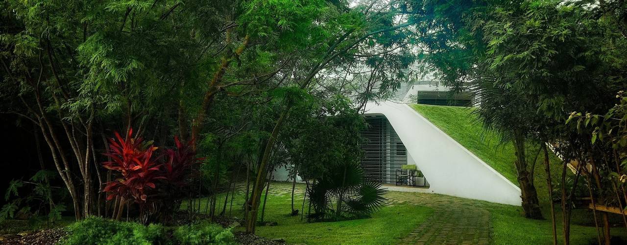 Casa VSP + JUR, sanzpont [arquitectura] sanzpont [arquitectura] Jardin moderne
