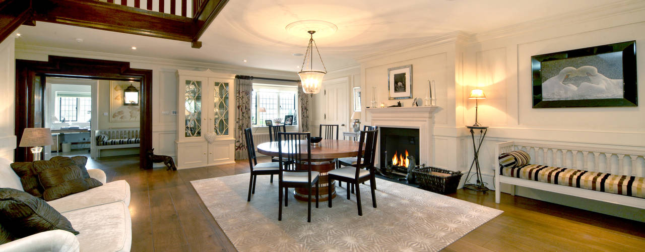 The Old Museum, Garrett McKee Architects Garrett McKee Architects Country style dining room