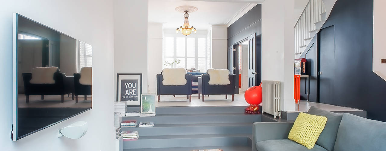 Full House Renovation with Crittall Extension, London, HollandGreen HollandGreen Eclectic style living room