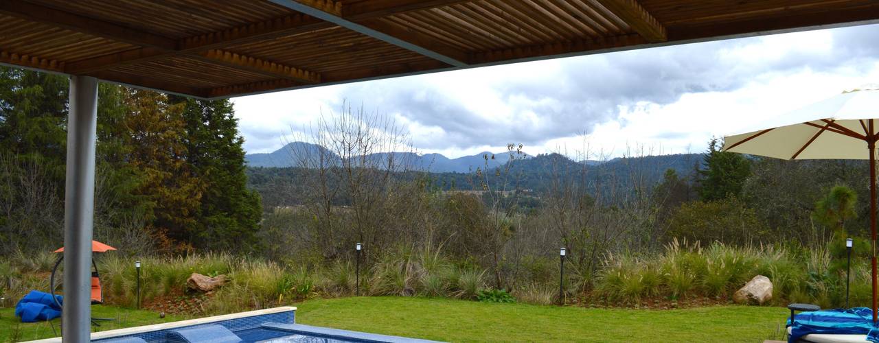 Casa en Valle de Bravo, Revah Arqs Revah Arqs Бассейн в стиле модерн