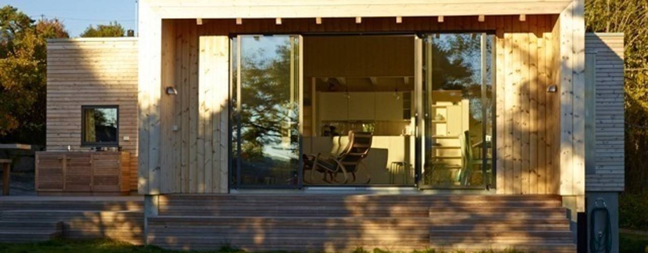 Summer House, Fredrikstad, Norway, Collective Works Collective Works İskandinav Balkon, Veranda & Teras