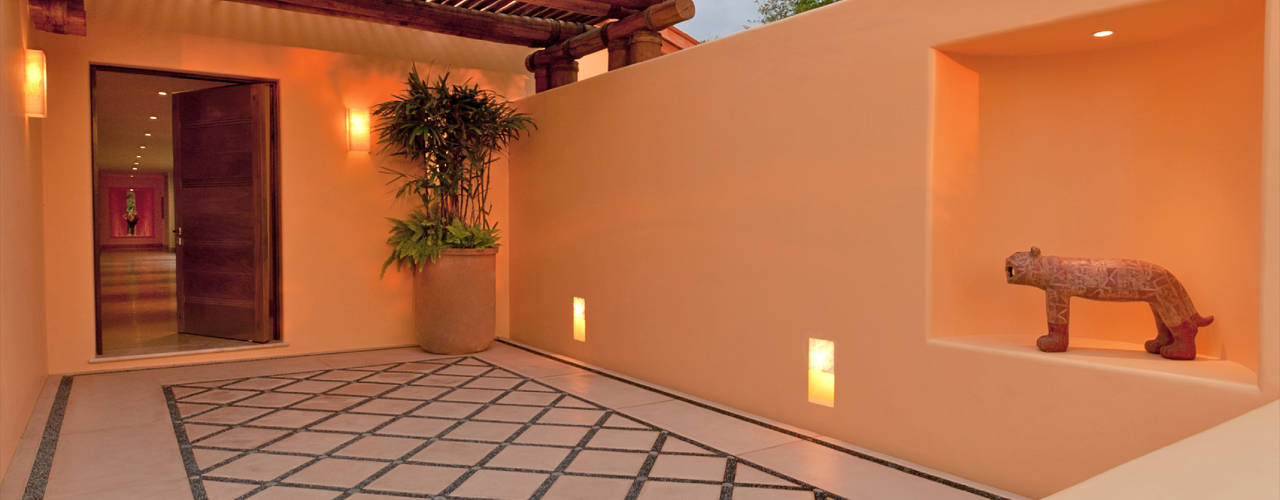 Kupuri , BR ARQUITECTOS BR ARQUITECTOS Tropical style walls & floors