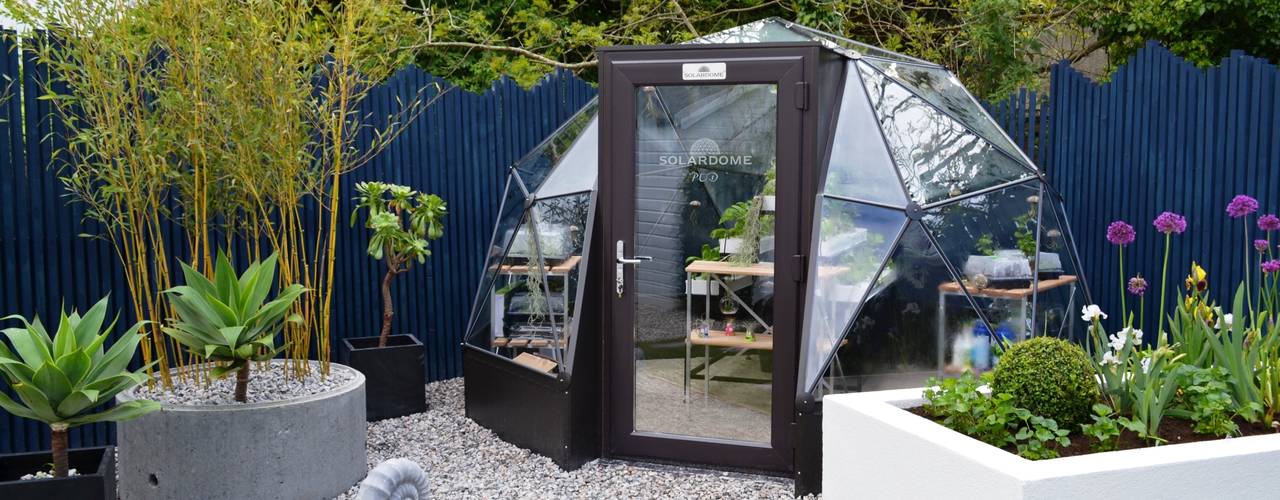 itv's Love Your Garden with Alan Titchmarsh: Creation of contemporary garden for Chris Finney, Solardome Industries Limited Solardome Industries Limited Modern style gardens