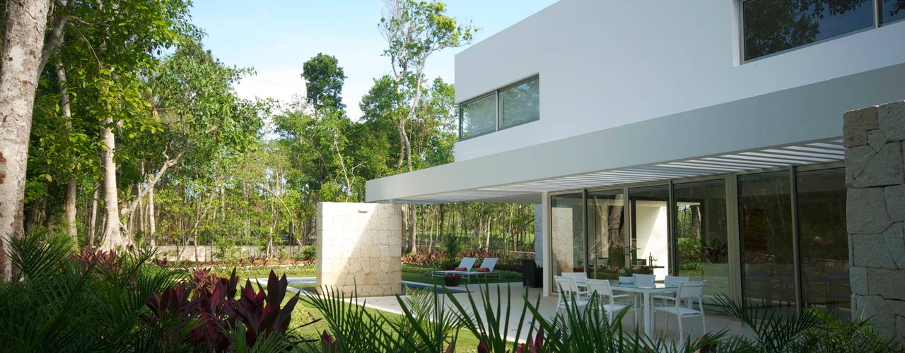 Casa entre Arboles, Enrique Cabrera Arquitecto Enrique Cabrera Arquitecto Modern garden