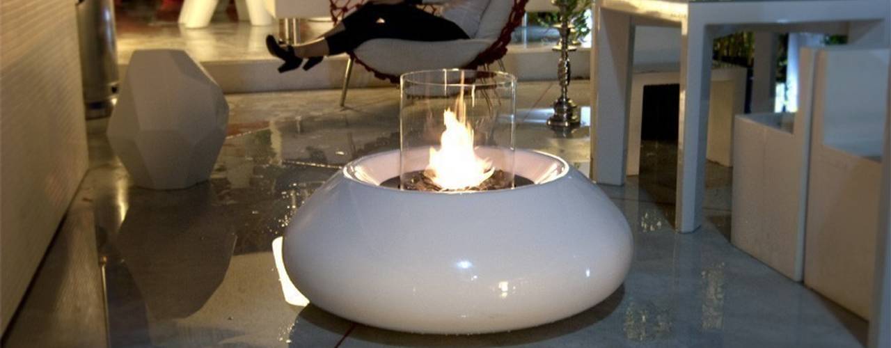 Designer Indoor and Outdoor Biofuel Fires, Urban Icon Urban Icon Modern living room