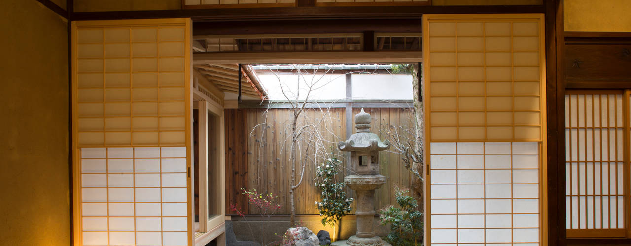 現代に息づく京都の町家, 一級建築士事務所 (有)ＢＯＦアーキテクツ 一級建築士事務所 (有)ＢＯＦアーキテクツ 和風デザインの リビング