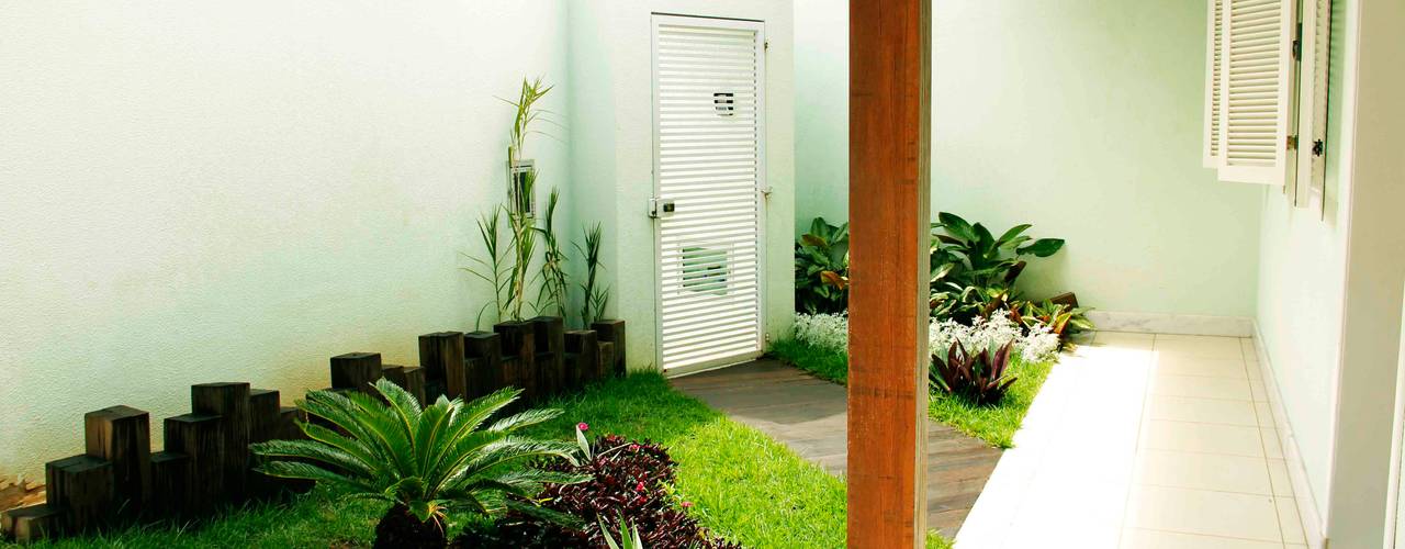 Casa Liberdade, Na Lupa Design Na Lupa Design Classic style garden