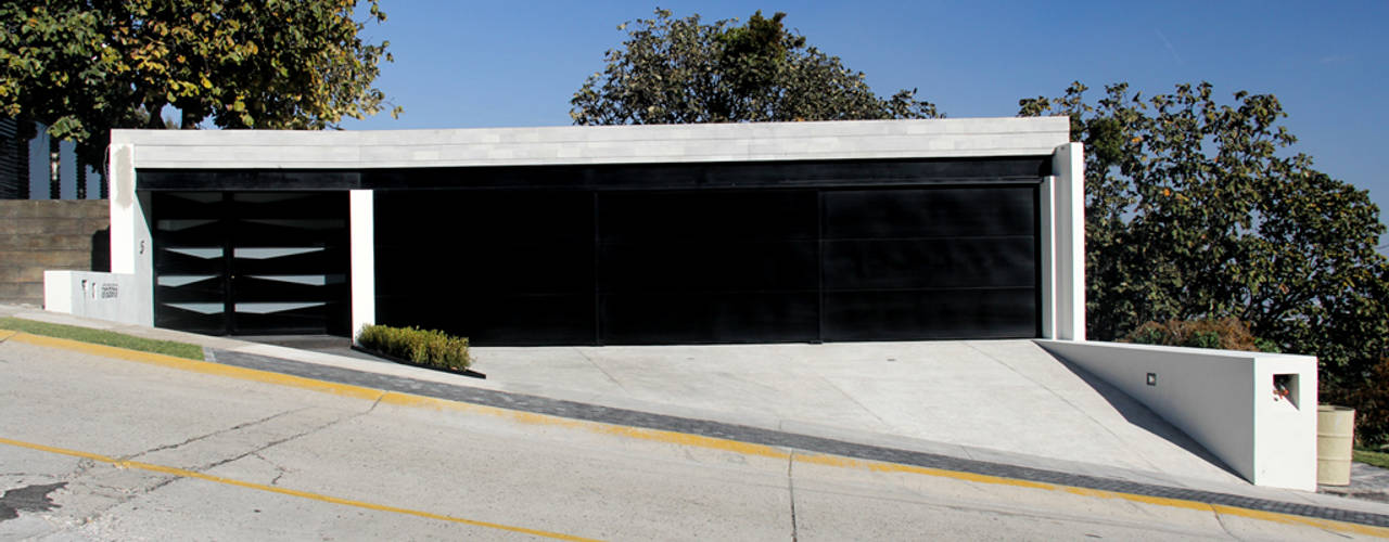 #cumbres369, aaestudio aaestudio Moderne garage