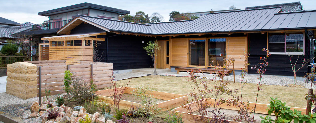 南鹿島のいえ, shu建築設計事務所 shu建築設計事務所 Casas de estilo asiático Madera Acabado en madera