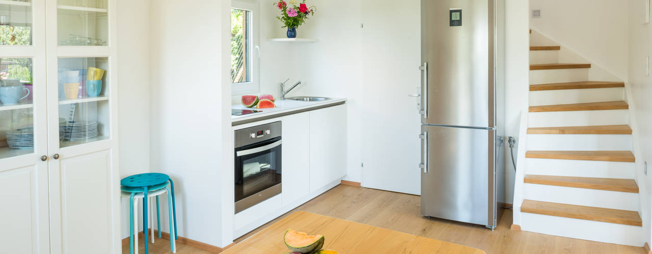 Wohnen im Sommerhause, UNA plant UNA plant Modern Kitchen