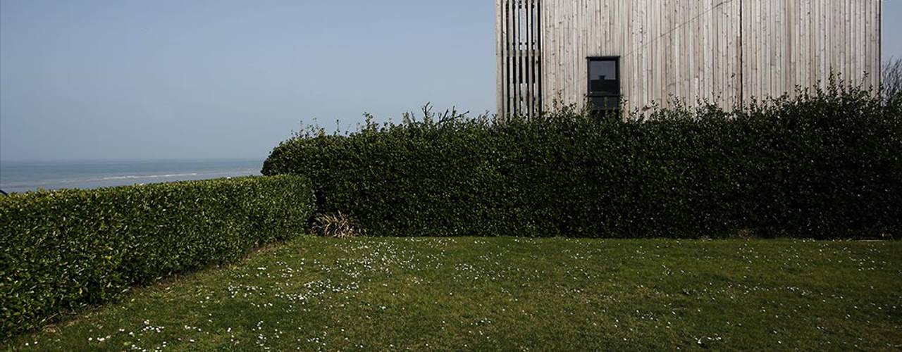 Maison de Vacances Ver/Mer , Natacha Goudchaux Architecte d'interieur Natacha Goudchaux Architecte d'interieur Modern Houses