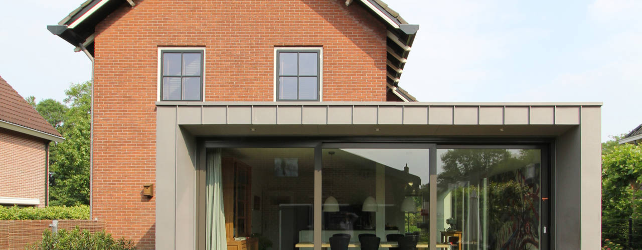 Renovatie en uitbreiding Jaren 50 woning, Newjoy concepts Newjoy concepts Modern houses