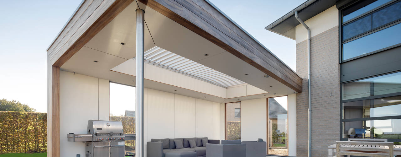 Beechfield Road, IQ Outdoor Living IQ Outdoor Living Terrace Aluminium/Zinc