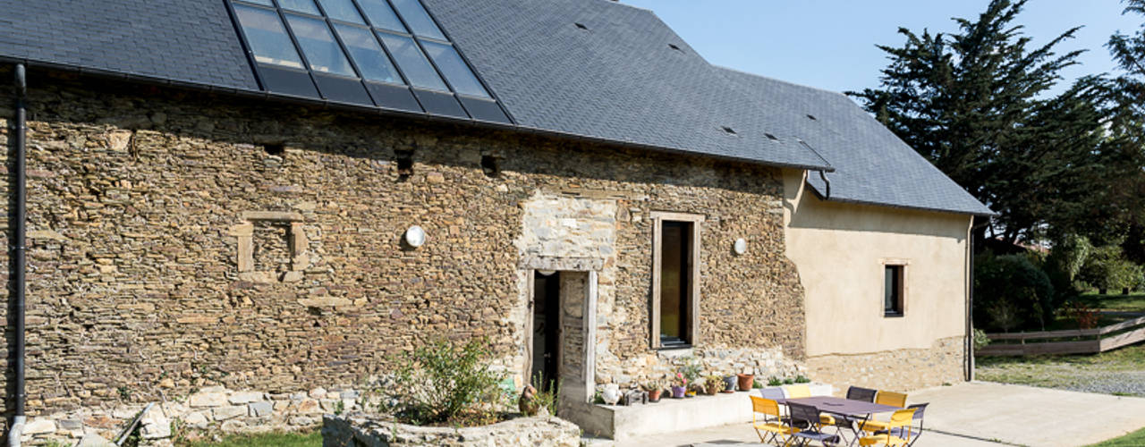 Gîte rural "La Cidrerie", Briand Renault Architectes Briand Renault Architectes 컨트리스타일 주택