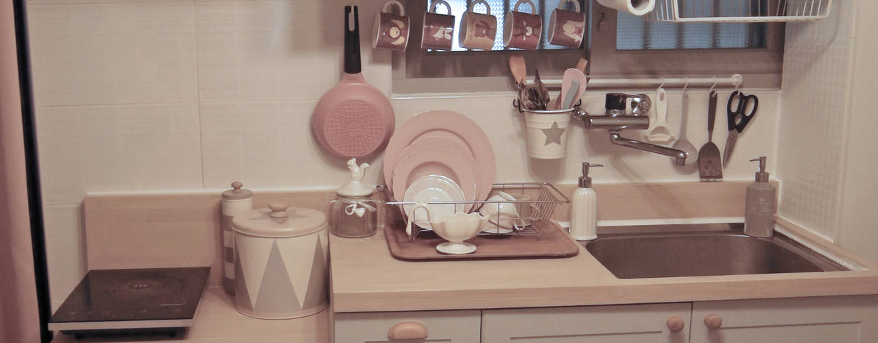 싱크대 셀프 인테리어 , little lamb story little lamb story Cocinas de estilo escandinavo