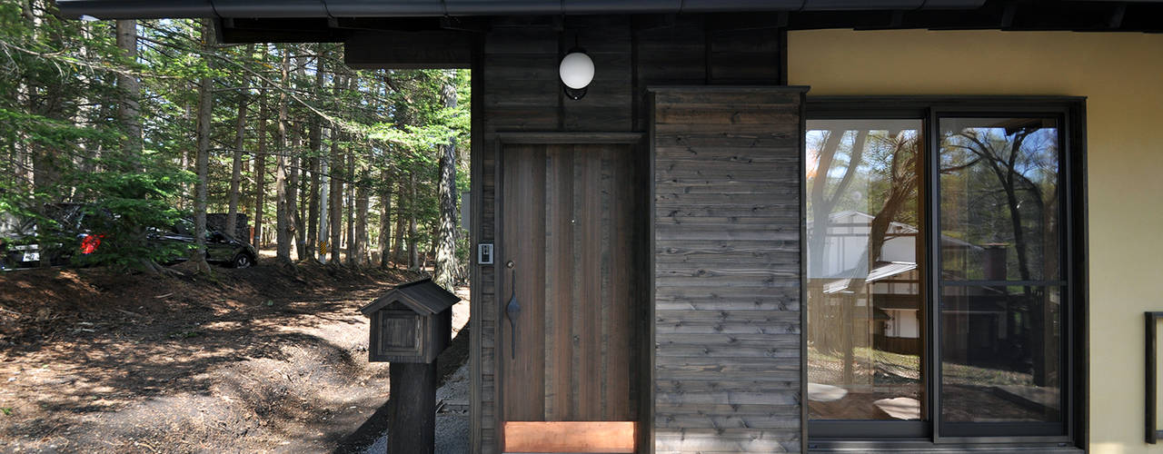 昭和モダンの木造住宅, モリモトアトリエ / morimoto atelier モリモトアトリエ / morimoto atelier Modern home Wood Wood effect