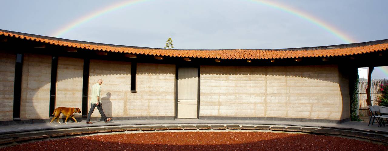 Casa Estudio Sabinos, Juan Carlos Loyo Arquitectura Juan Carlos Loyo Arquitectura Casas estilo moderno: ideas, arquitectura e imágenes