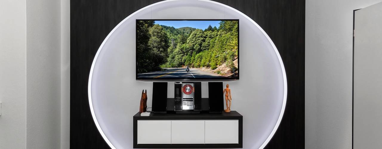 Ausgefallene TV-Wand für ein Geschäftsführer-Büro, TV WALL Designmöbel TV WALL Designmöbel Modern media room Wood-Plastic Composite