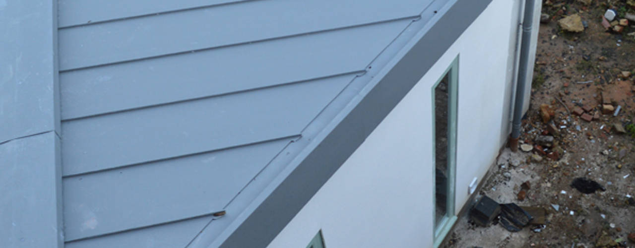 Extension & Reconfiguration in Hindhead, Surrey, ArchitectureLIVE ArchitectureLIVE Modern houses Aluminium/Zinc