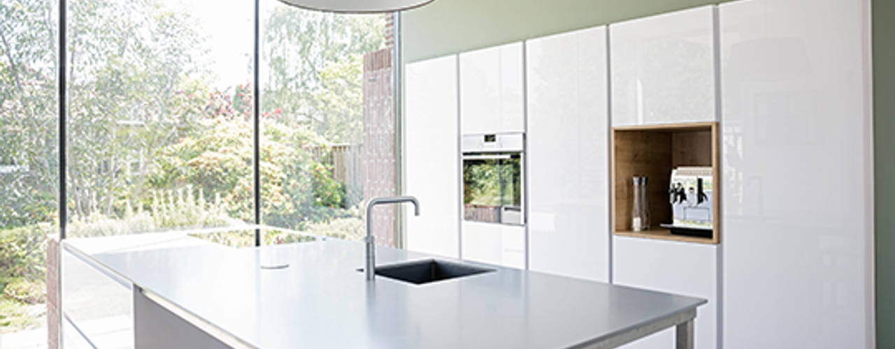 homify Modern kitchen