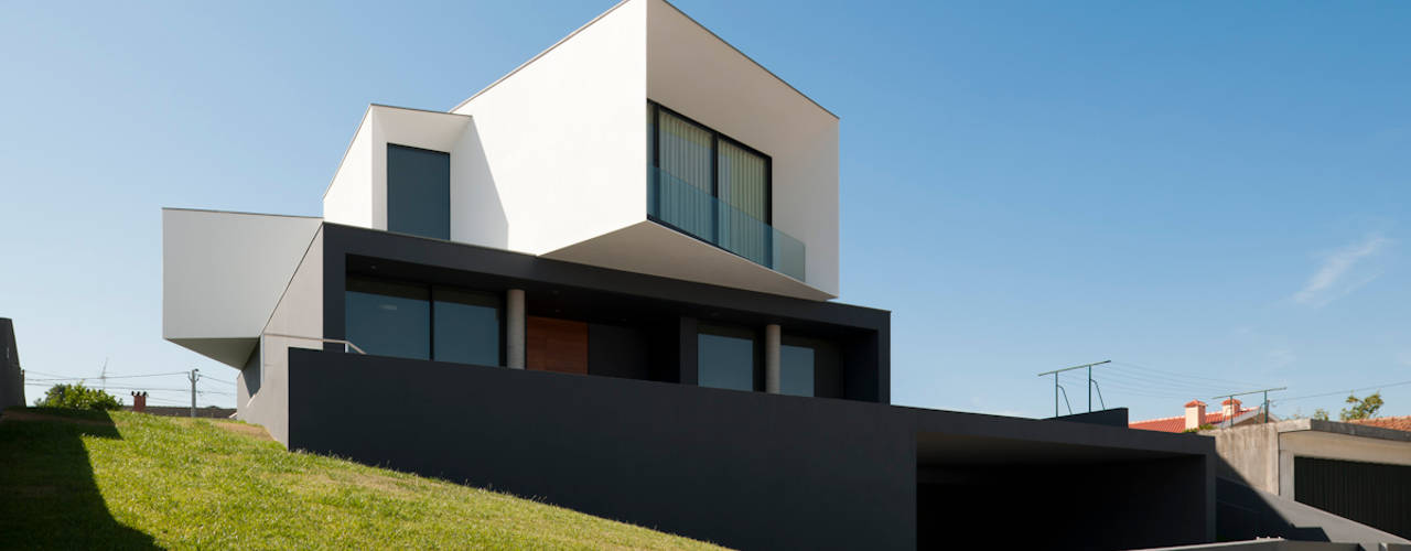 Casa S. Roque, Urban Core Urban Core Minimalist Evler