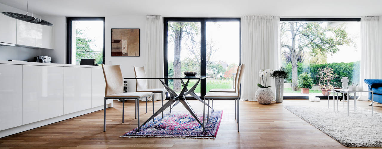 Wohnhaus Mondorf, Corneille Uedingslohmann Architekten Corneille Uedingslohmann Architekten Modern dining room