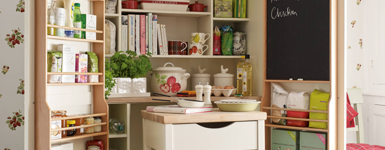 Cocina AMBLESIDE AW15, Laura Ashley Decoración Laura Ashley Decoración مطبخ خشب نقي Multicolored