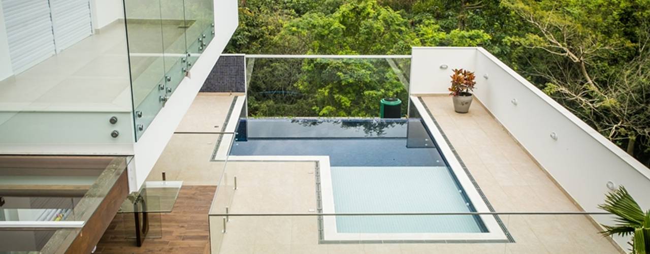 Casa Corrego grande, Roma Arquitetura Roma Arquitetura Piscinas clássicas