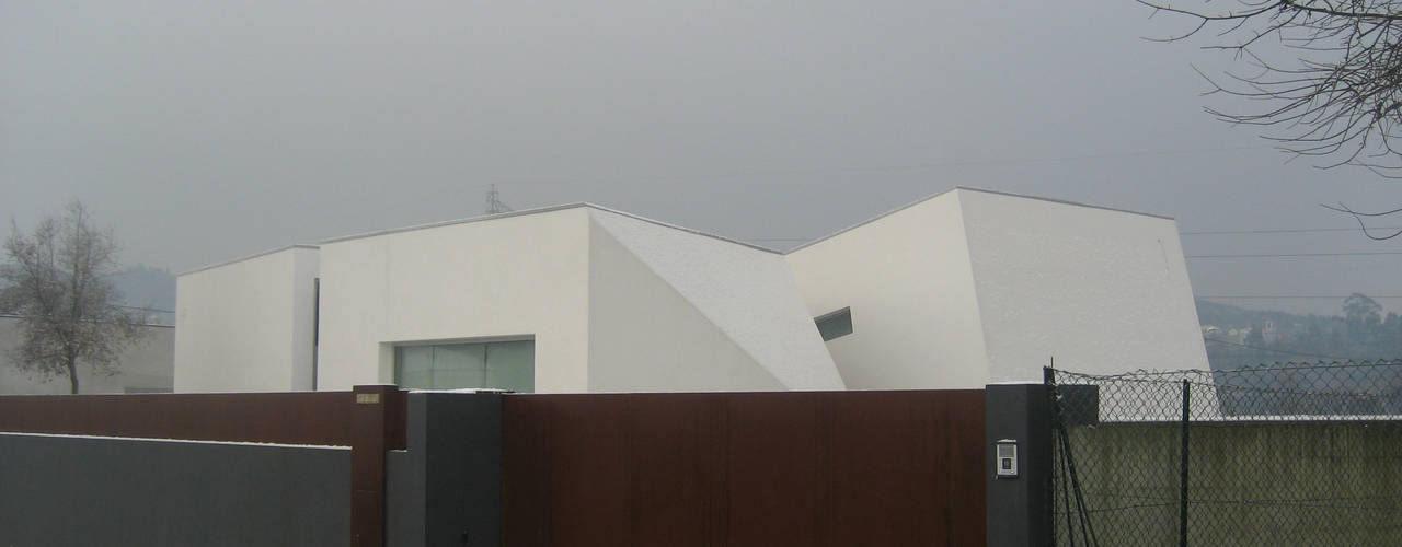 SG Light, GRAU.ZERO Arquitectura GRAU.ZERO Arquitectura Casas modernas