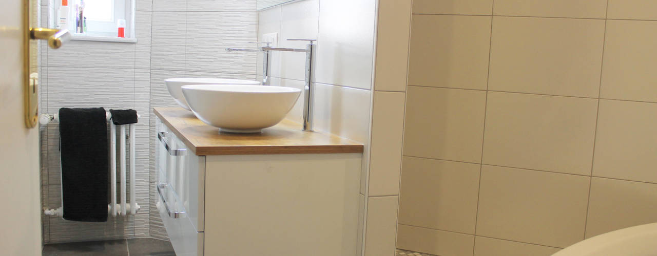 salle de bain à STRASBOURG, Agence ADI-HOME Agence ADI-HOME モダンスタイルの お風呂