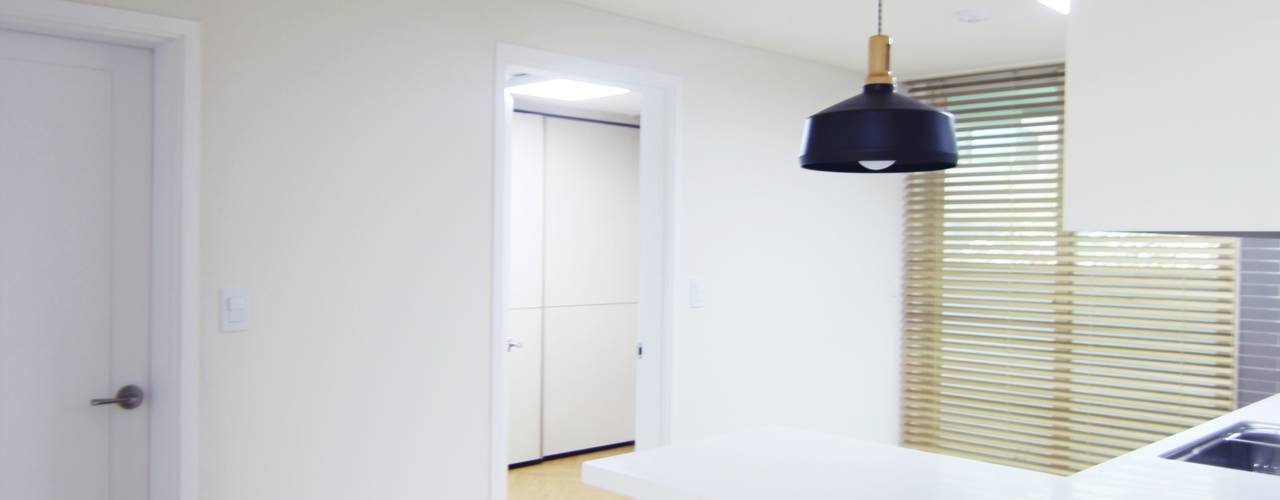 정든마을한진APT 89㎡ (Before & After ) , Light&Salt Design Light&Salt Design غرفة السفرة