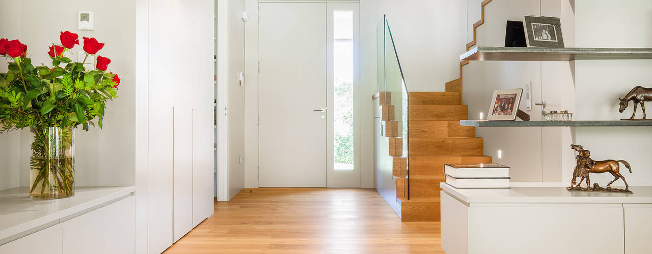 CHALET VALDEMARIN, Tarimas de Autor Tarimas de Autor Modern corridor, hallway & stairs Wood Wood effect